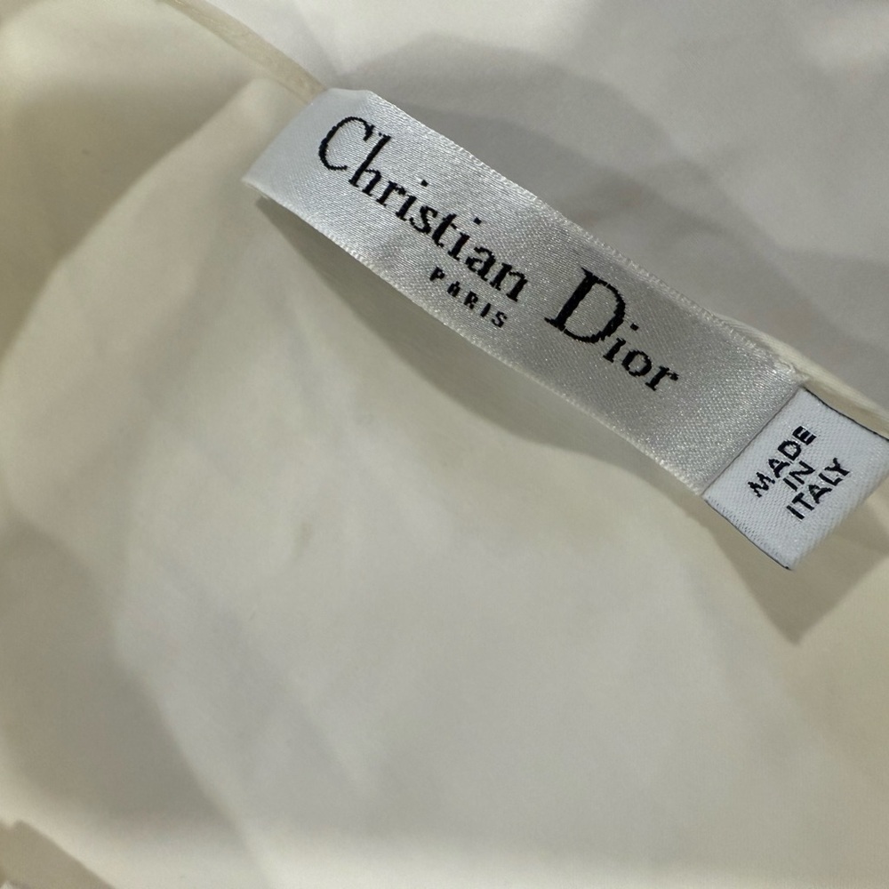 Dior Cream Sleeveless Button-Up Top - Picture 14 of 17